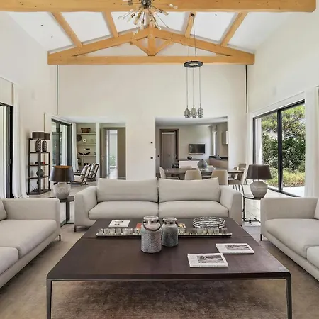 Villa Readhostprofile! Luxury 6-bedroom Near Monaco