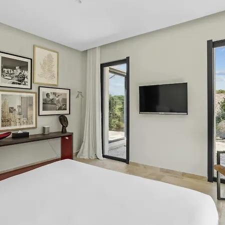 Readhostprofile! Luxury 6-bedroom Near Monaco